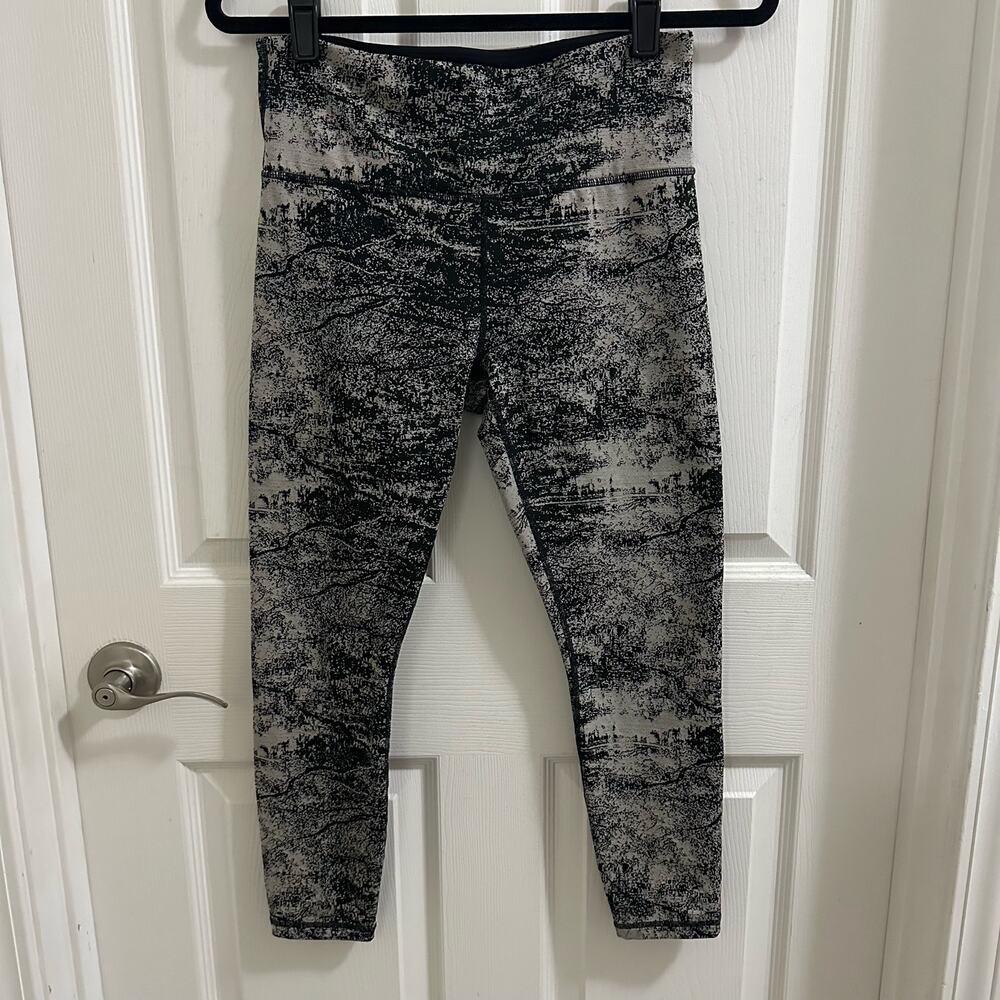 💥ATHLETA Elation Glades Cropped Tight Women’s size Medium Flagstone Gray